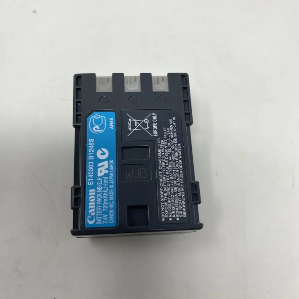 Canon DC420 Mini DVD Digital Camcorder Model 48x Advance Zoom 2000 Digital Zoom